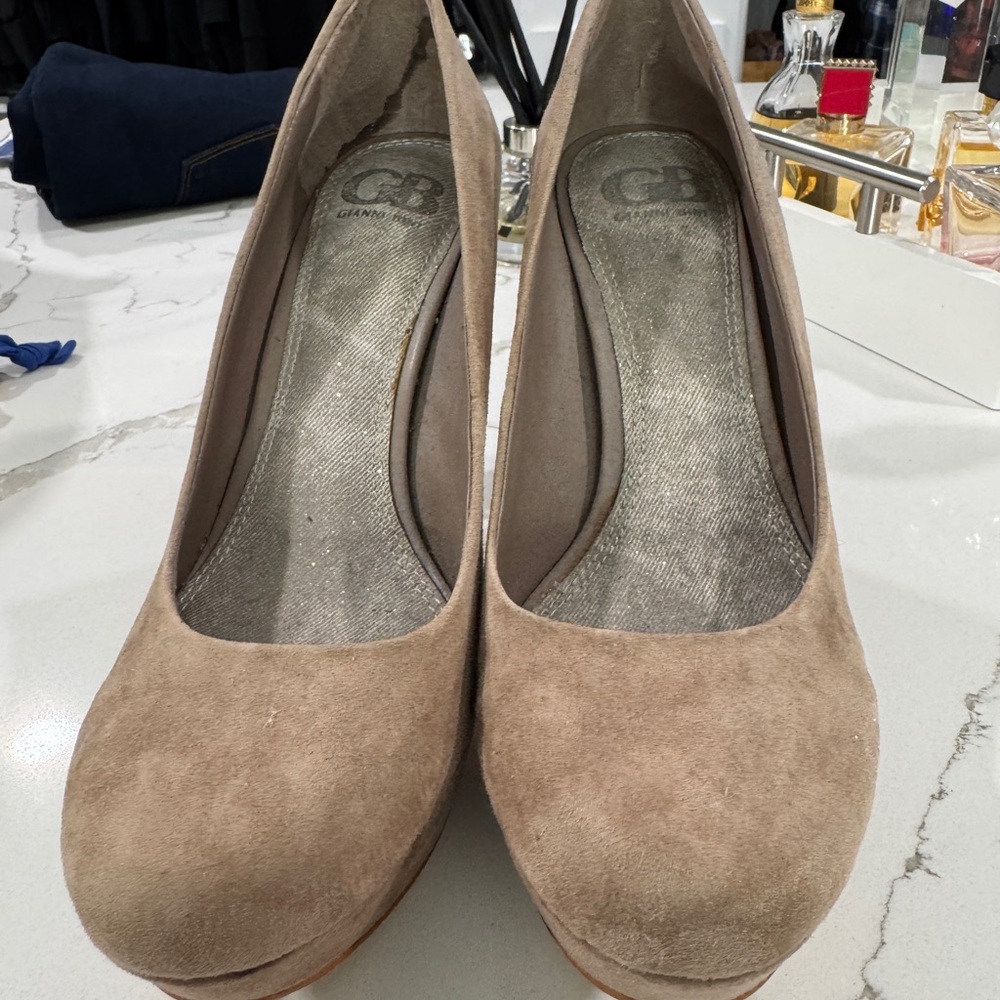 Gianni Bini Tan Heeled Shoes